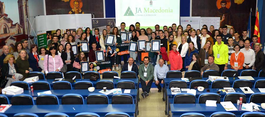 SUCCESSFULLY IMPLEMENTED MUTUAL PROJECT OF THE JUNIOR ACHIEVEMENT MACEDONIA INNOVATION CAMP IN COOPERATION WITH UTMS