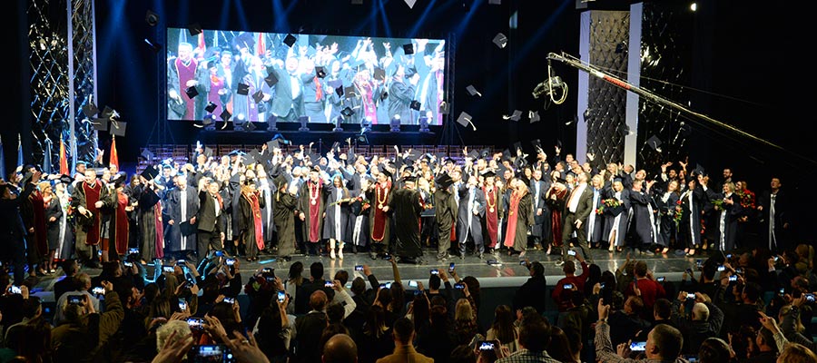 IN A SOLEMN CEREMONY WAS ORGANIZED ON THE HIGHEST LEVEL BY THE UNIVERSITY OF TOURISM AND MANAGEMENT FOR ITS GRADUATES AND POSTGRADUATES 