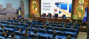 АМБАСАДОРОТ НА КРАЛСТВОТО ШПАНИЈА ОДРЖА ПРЕДАВАЊЕ ПРЕД СТУДЕНТИТЕ НА УНИВЕРЗИТЕТ СКОПЈЕ